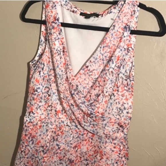 Banana Republic Floral Sleeveless Drape … - Picture 2 of 2